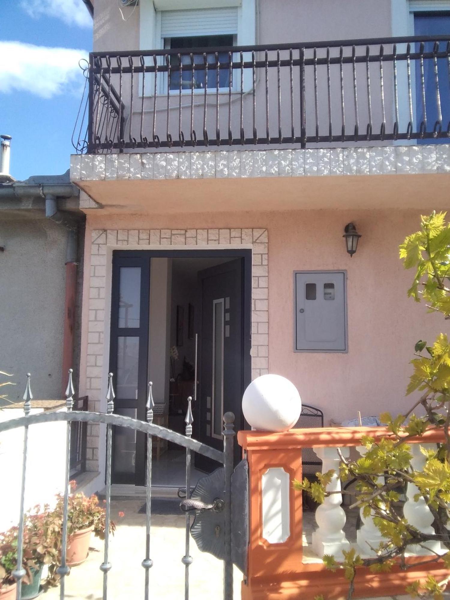 Guesthouse Martina 센 외부 사진