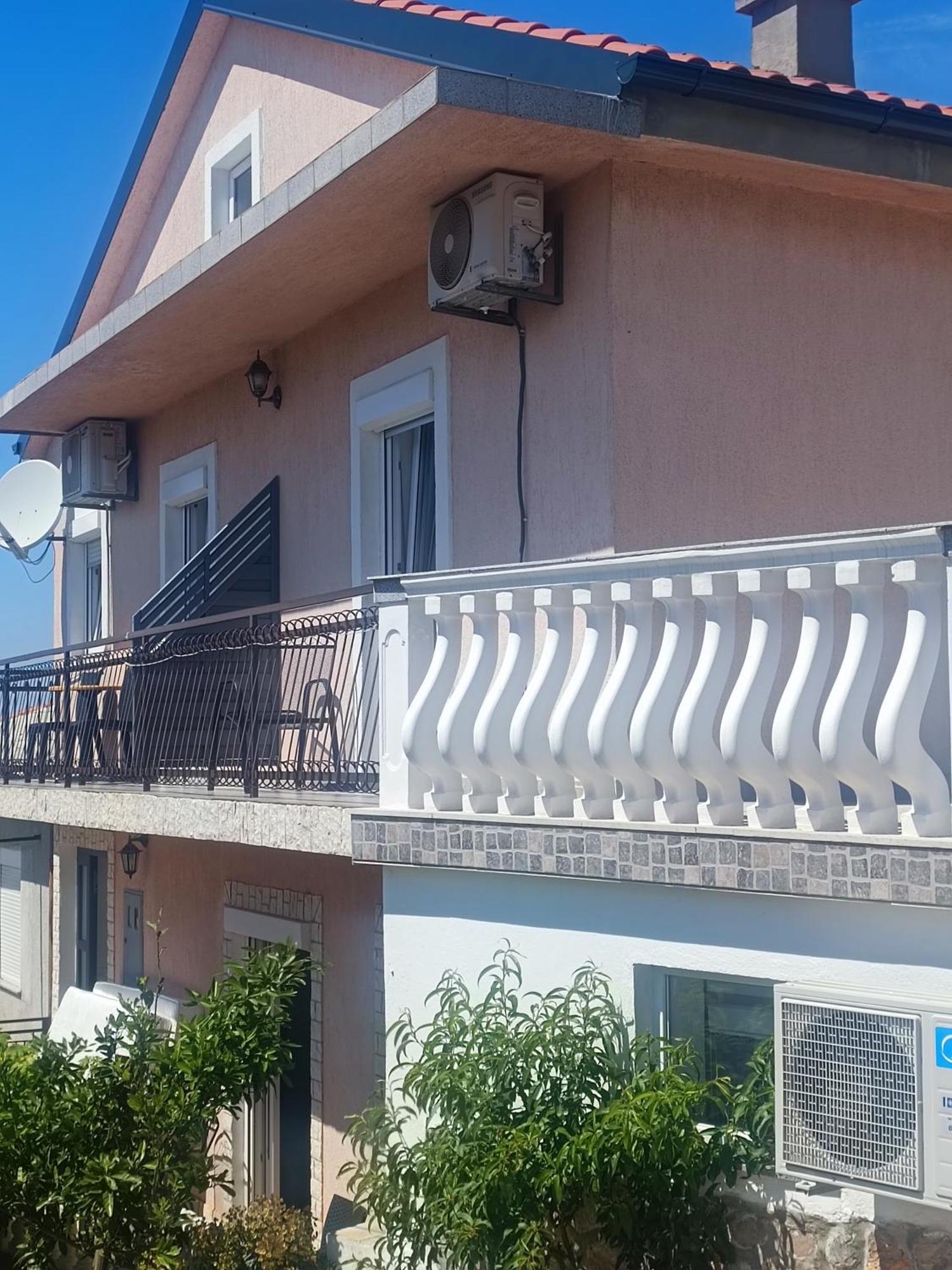 Guesthouse Martina 센 외부 사진